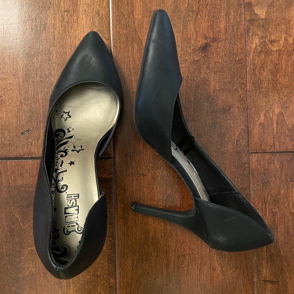 Black leather pumps size 7 - Picture 2 of 7
